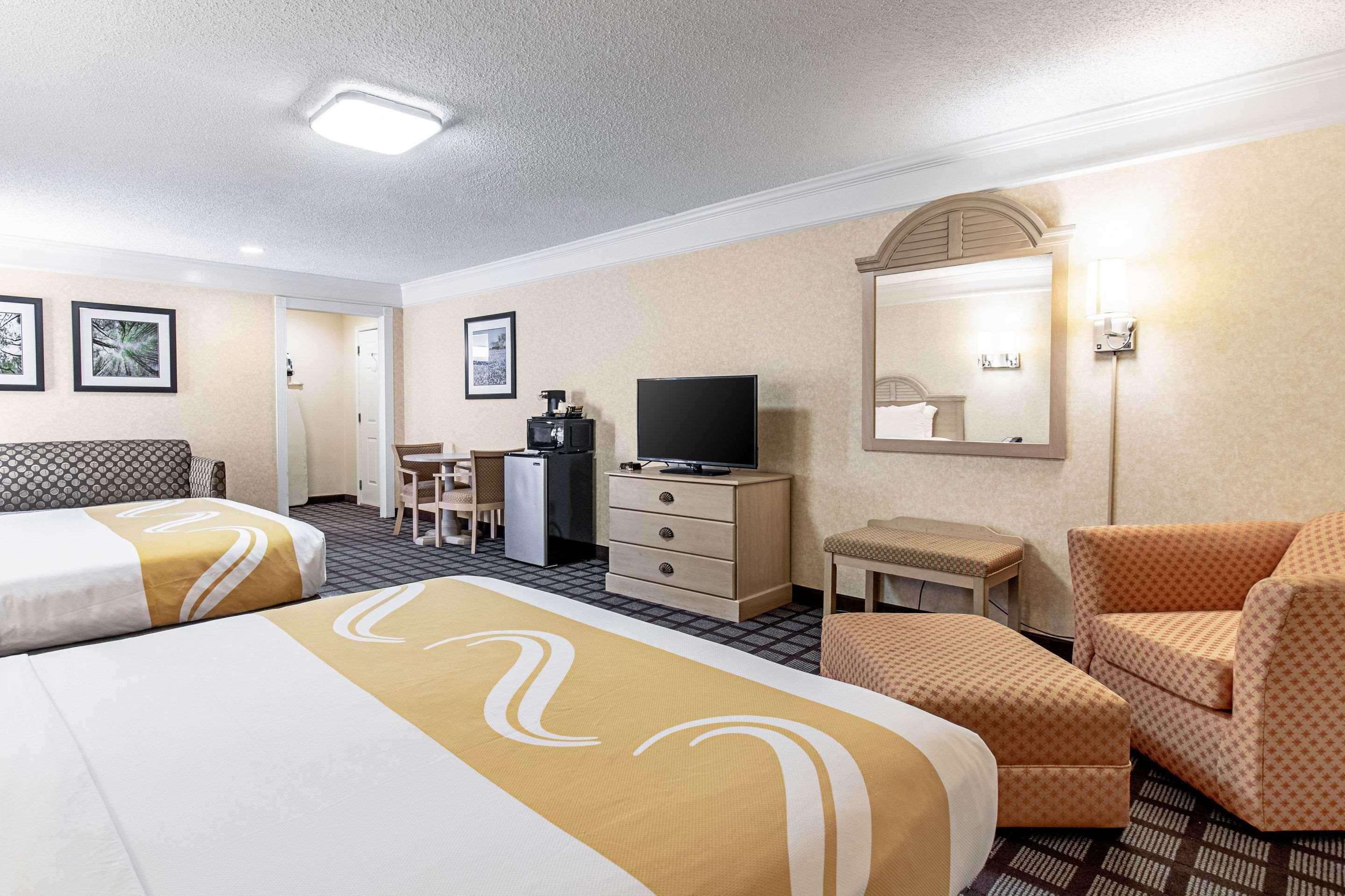 Quality Inn Near Lake Marble Falls Exterior photo