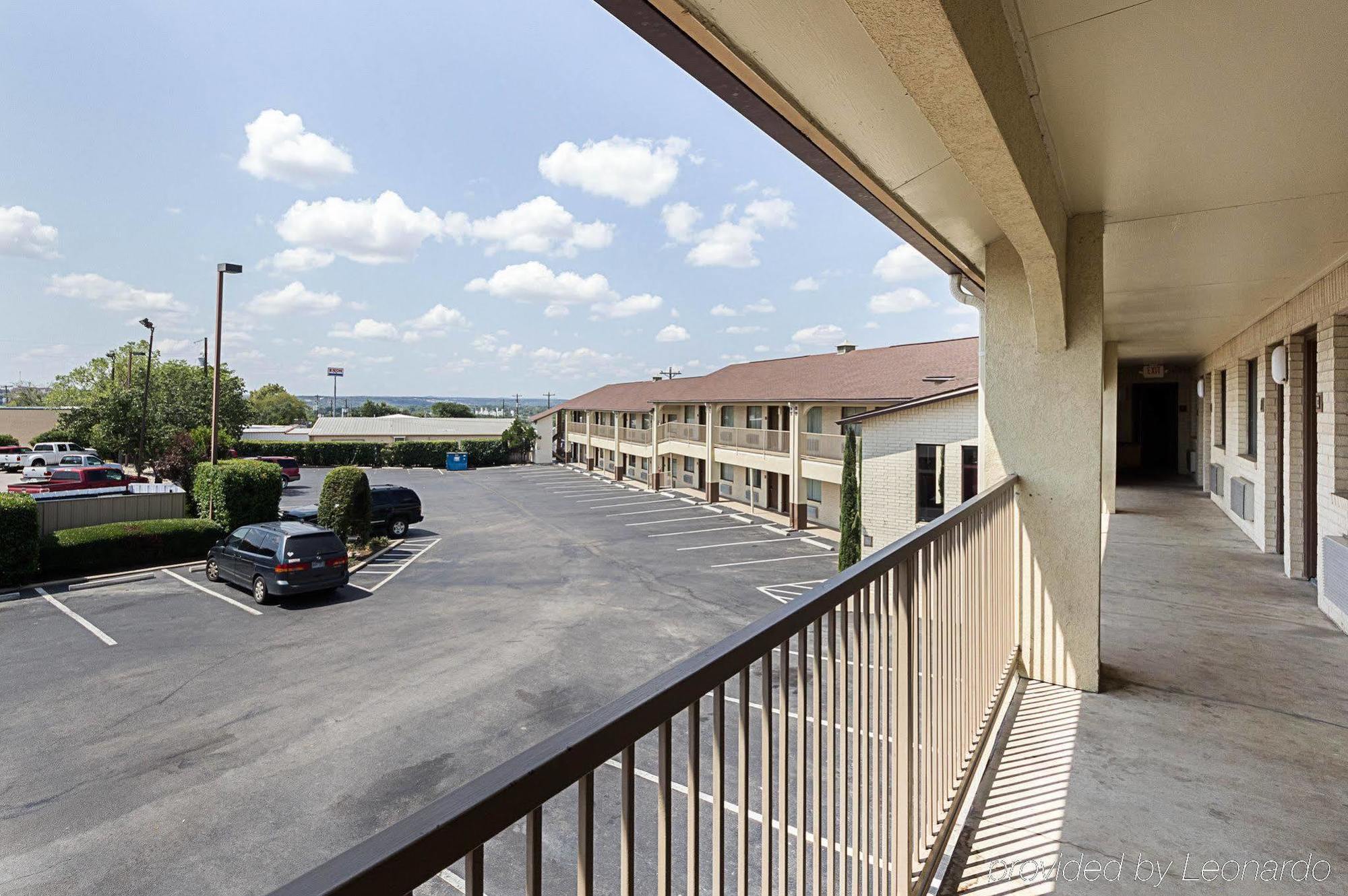 Quality Inn Near Lake Marble Falls Exterior photo
