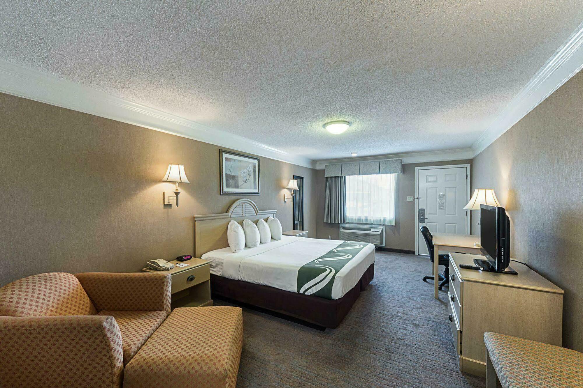 Quality Inn Near Lake Marble Falls Exterior photo